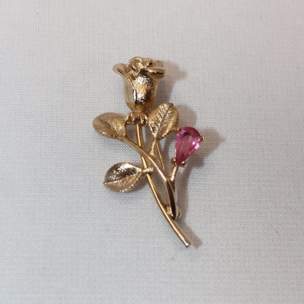 Vintage Avon Golden Rose and Pink Rhinestone Bud Pin